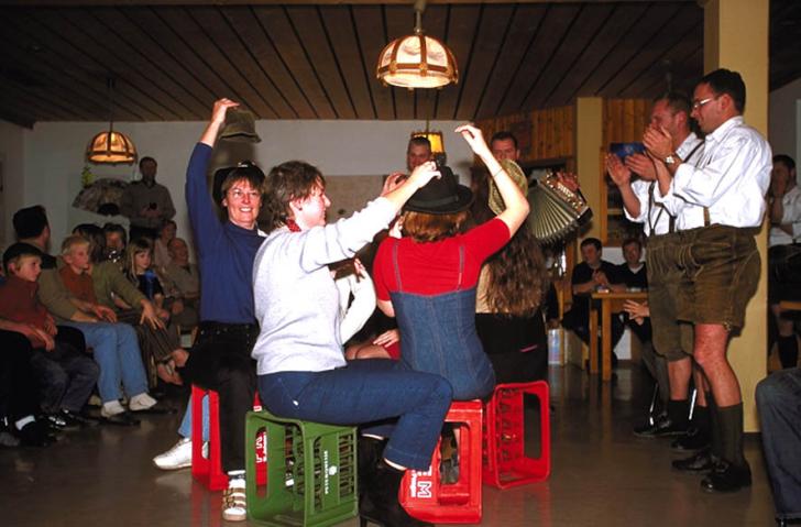 Soir&eacute;e folklorique